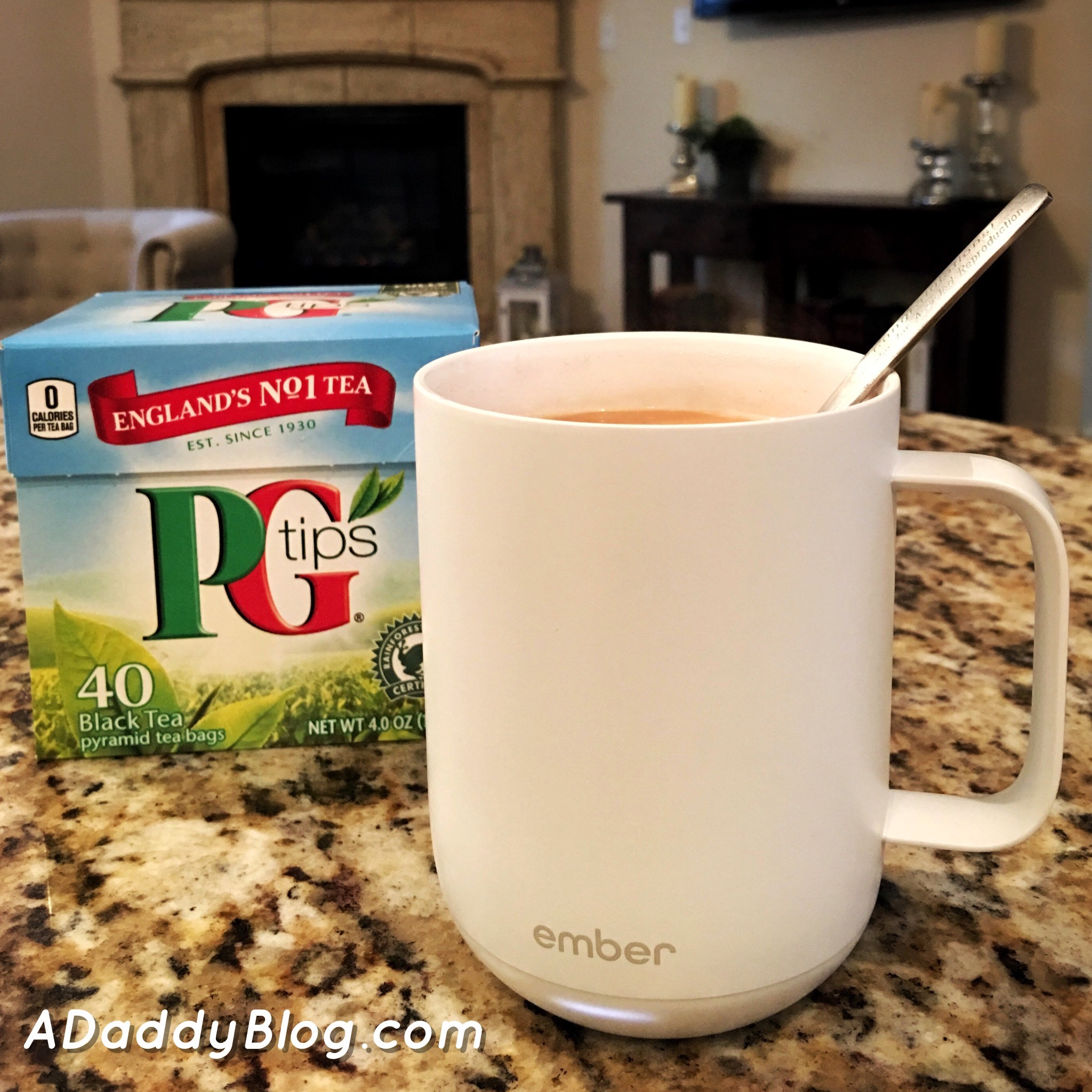 https://adaddyblog.com/wp-content/uploads/2018/01/Ember-Ceramic-Temperature-Controlled-Mug-for-Coffee-Tea-1.jpg