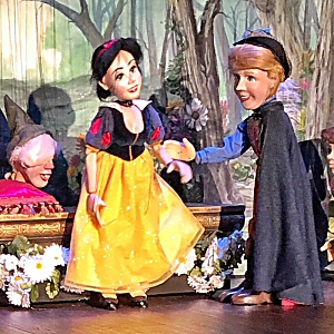 Snow White at Geppettos Marionette Theater in the Hilton Anatole Hotel Dallas